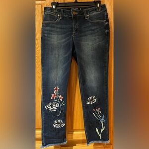 MAX JEANS‎ Straight Cropped Embroidered Lightly Distressed Frayed Hem Jeans Sz 4